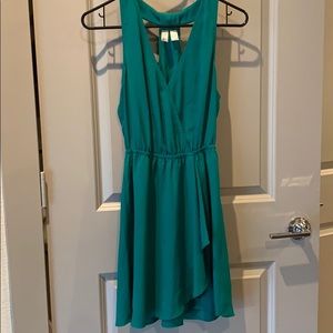 Forever 21 Exclusive emerald green dress 👗